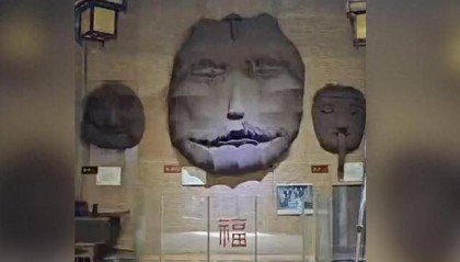 日本人出1200万求购非遗面具被拒,湖南怀化老人硬气回绝:我这东西绝不外出,必须留在中国