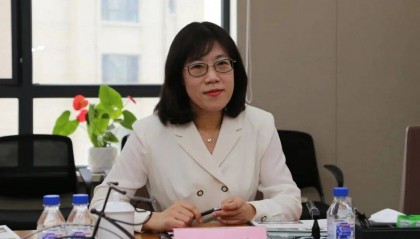 生于1983年，吴倩升正厅