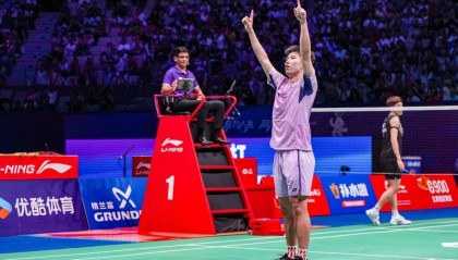 中国羽毛球大师赛:国羽斩获男单、女双冠军