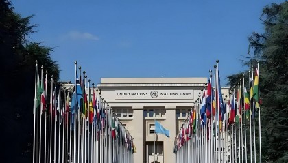 美以反对无效,遭禁入纽约的巴总统,在中方的帮助下现身联合国