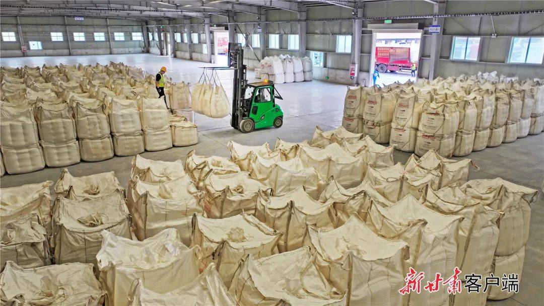 【省媒看金昌】政府铺“赛道” 企业加力跑——金昌市与甘肃佰利联化学有限公司携手探索资源就地循环利用