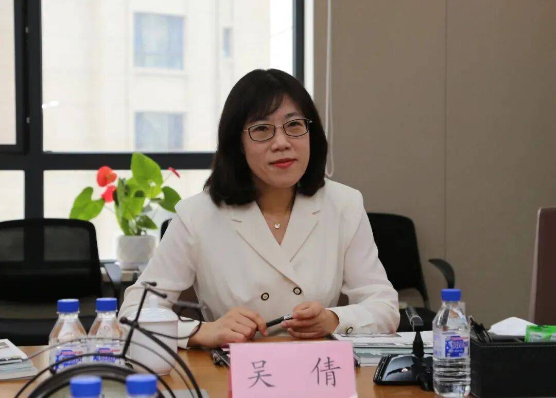 生于1983年,吴倩升正厅